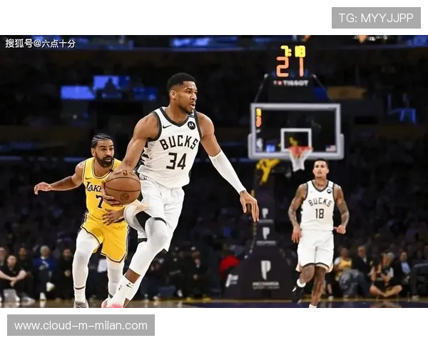 字母哥强行推进，密尔沃基雄鹿吃下身体优势
